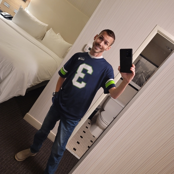 Meet your Posher, Brandon - Picture 10 of 11